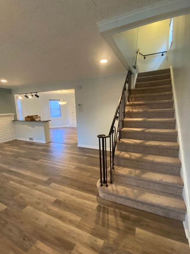 1432 McFarland Rd in Pittsburgh, PA - Building Photo - Building Photo