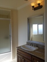 Villa Seville in Studio City, CA - Foto de edificio - Building Photo