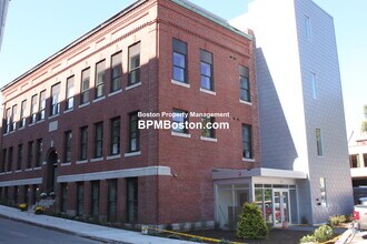 2 Merrymount Pky, Unit #2 in Quincy, MA - Building Photo - Building Photo