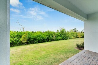 943 Signet Dr in Apollo Beach, FL - Building Photo - Building Photo