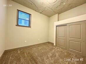 306 E 12th St in Kansas City, MO - Building Photo - Building Photo