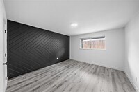 1106 W Tri Oaks Ln photo'