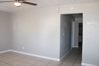 1712 Thompson Dr in Midwest City, OK - Building Photo - Building Photo