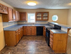226 S Maple Ave in Republic, MO - Building Photo - Building Photo