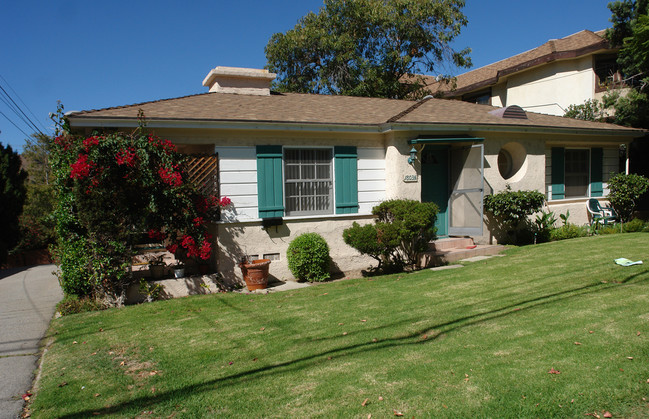 1801 Verdugo Rd in Glendale, CA - Building Photo - Building Photo