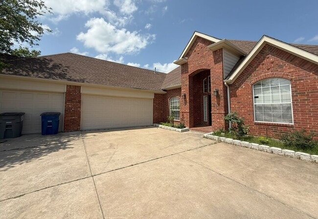 6616 Crestwood Ct in Sachse, TX - Building Photo - Building Photo