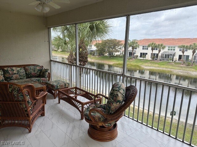 1280 Henley St in Naples, FL - Building Photo