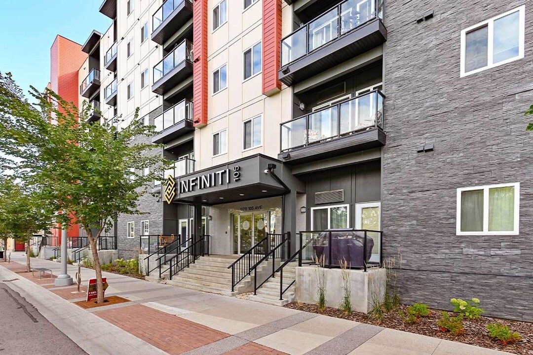 Infiniti 105 Apartments in Edmonton, AB - Building Photo