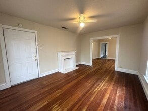 2112 McKenzie Ave in Waco, TX - Building Photo - Building Photo