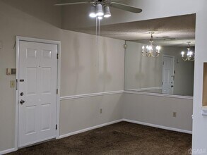 5113 Ravens Crest Dr in Plainsboro, NJ - Building Photo - Building Photo