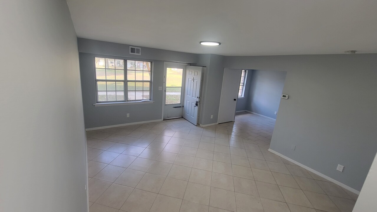 720 S New Rd in Absecon, NJ - Building Photo