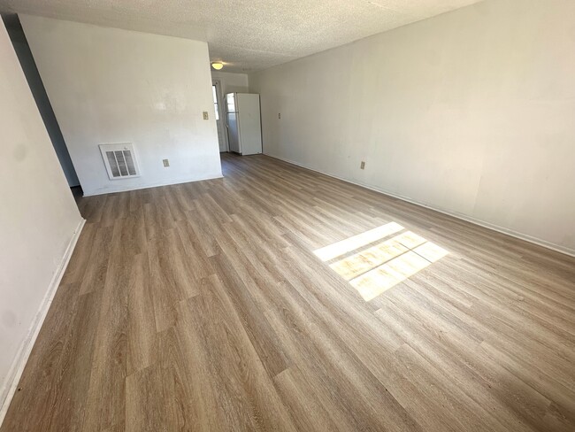 2225 E 133rd Ave in Tampa, FL - Building Photo - Building Photo