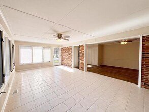 102 Woodcliff Ct in Simpsonville, SC - Building Photo - Building Photo