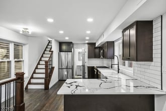 613 S 18th St in Newark, NJ - Building Photo - Building Photo