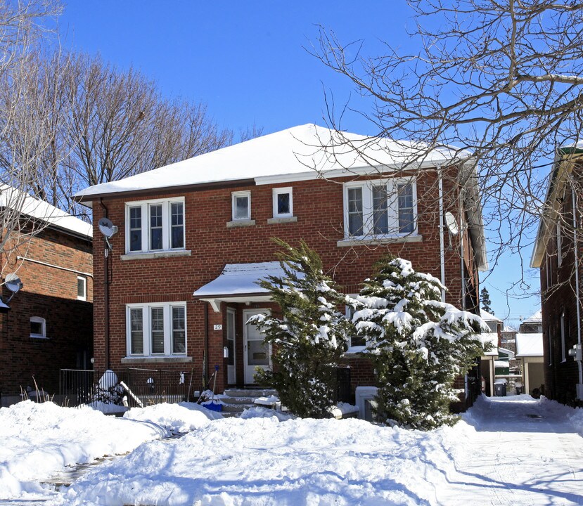 27-29 Preston Pl in Toronto, ON - Building Photo