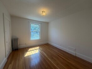 182 Harvard St in Cambridge, MA - Building Photo - Building Photo