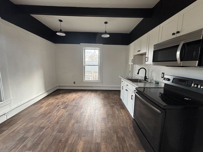 property at 4 Pearl St
