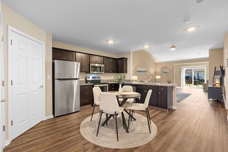 Redwood Delaware in Delaware, OH - Building Photo - Building Photo