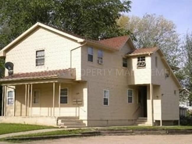 209 S Lake Ave, Unit 1 in Sioux Falls, SD - Building Photo - Building Photo