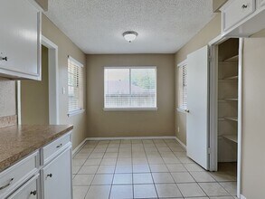 22311 Meadowgate Dr in Spring, TX - Building Photo - Building Photo
