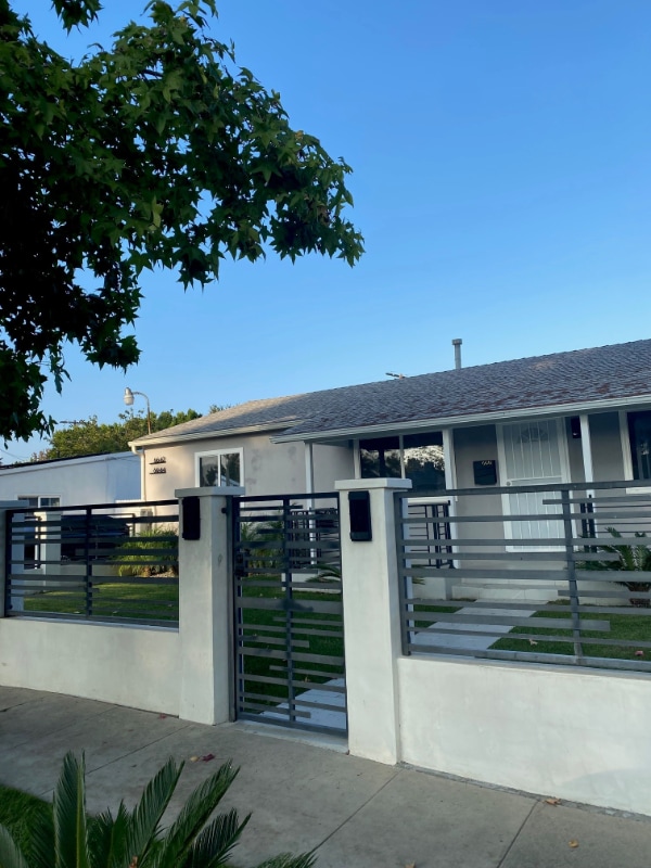 6644 Atoll Ave in Los Angeles, CA - Foto de edificio - Building Photo