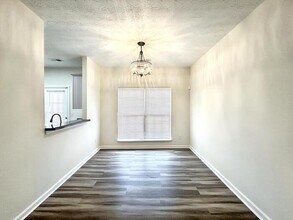 4159 Park Chase Dr in East Point, GA - Building Photo - Building Photo