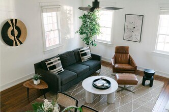 29 Kennedy St in Charleston, SC - Building Photo - Building Photo