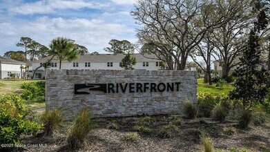 195 Riverfront Wy in Edgewater, FL - Building Photo - Building Photo