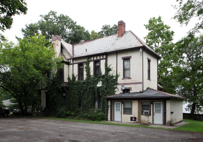 926 Adair Ave in Zanesville, OH - Building Photo - Building Photo