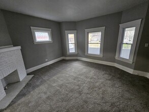 12717 Parkhill Ave in Cleveland, OH - Building Photo - Building Photo