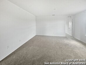 851 Bluegrass in New Braunfels, TX - Building Photo - Building Photo