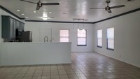 4910 Manchester Dr in Enid, OK - Building Photo - Building Photo