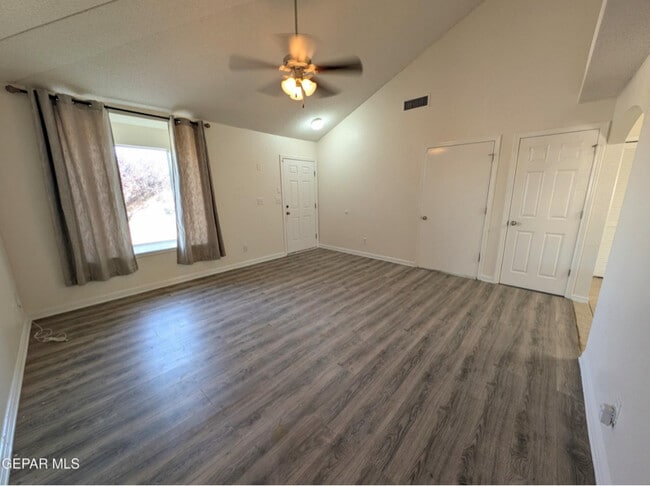 11740 Autumn Wheat Dr in El Paso, TX - Building Photo - Building Photo