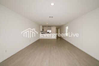 7907 Meadow Cranesbill Ln in Houston, TX - Building Photo - Building Photo