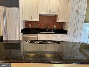 201 Blaze Climber Way in Rockville, MD - Building Photo - Building Photo