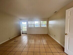 3611 S Lakewood Dr in Tallahassee, FL - Building Photo - Building Photo
