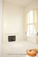 10403 E Fieldstone Ave in Clovis, CA - Building Photo - Building Photo