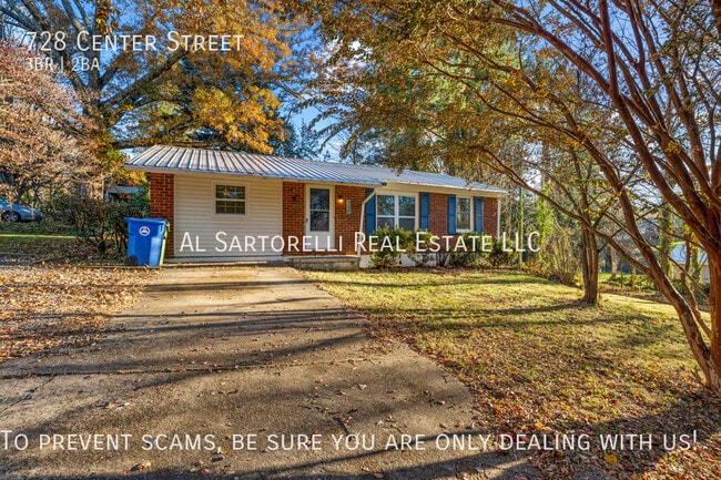 property at 728 Center St