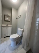 71 Pinckney St, Unit 2 in Boston, MA - Foto de edificio - Building Photo