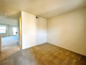 313 Jacquelyn Ln in Petaluma, CA - Building Photo - Building Photo