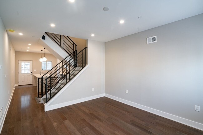 property at 1910 Monument St