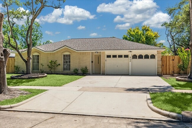 property at 942 Seagate Ln