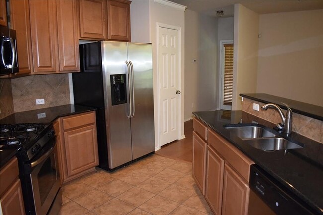 1310 W Parmer Ln in Austin, TX - Building Photo - Building Photo