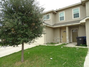 6619 Arancione Ave in San Antonio, TX - Building Photo - Building Photo