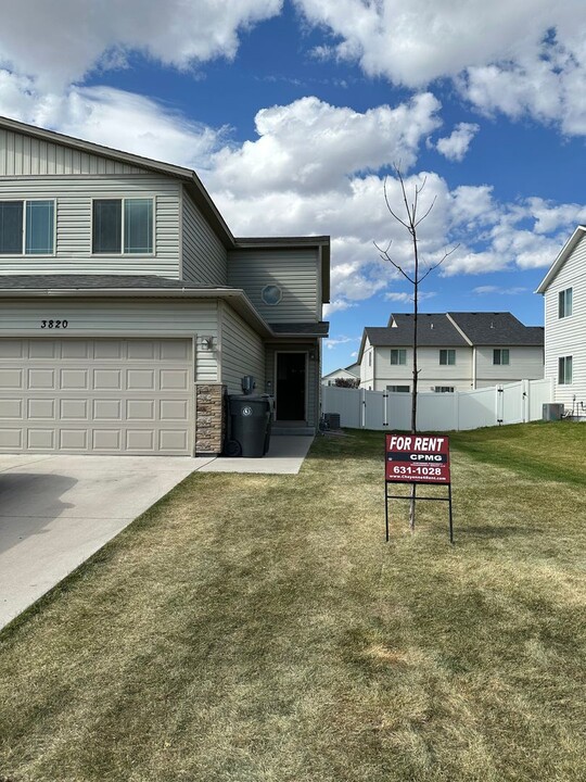 3820 Fire Walker Trail in Cheyenne, WY - Building Photo