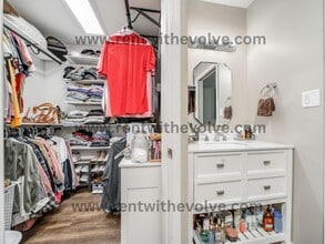 19 Stone Bridge Dr in Winchester, IN - Building Photo - Building Photo