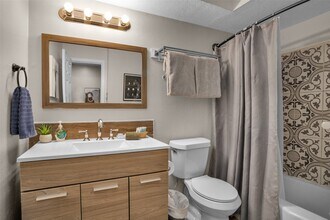 4006 Blalock Rd in Houston, TX - Building Photo - Building Photo