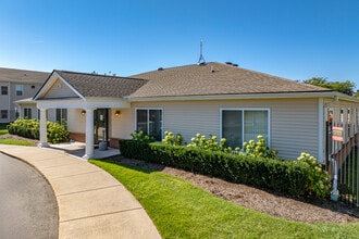 55+ Friendship Meadows (Senior Housing) in Detroit, MI - Building Photo - Building Photo