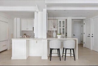 433 W 34th St. in New York, NY - Building Photo - Building Photo