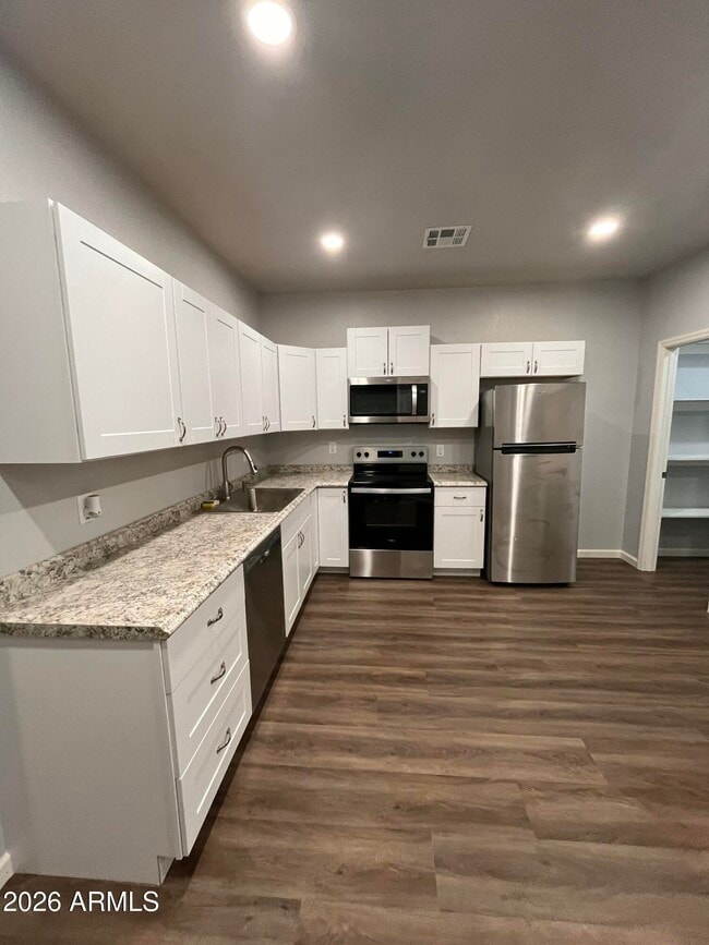 property at 713 W Adobe Dam Dr